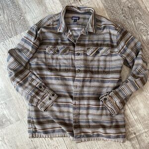 Patagonia size XL browns and gray/blue stripe flannel